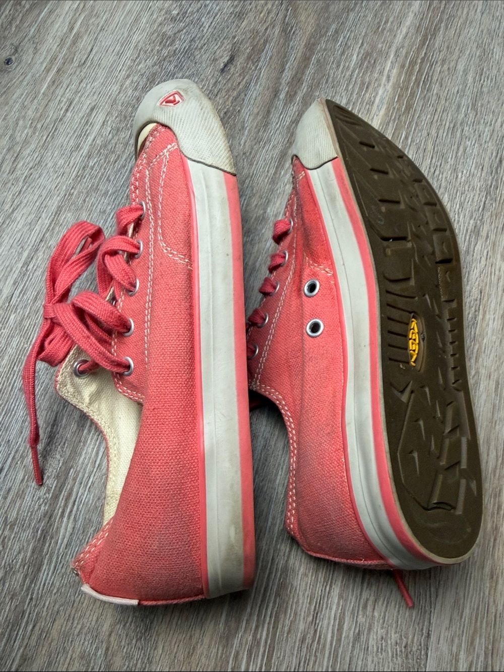 KEEN Coronado Canvas Sneakers Coral/Pink Size 4 Youth/Women’s 5.5-6 - Picture 10 of 13